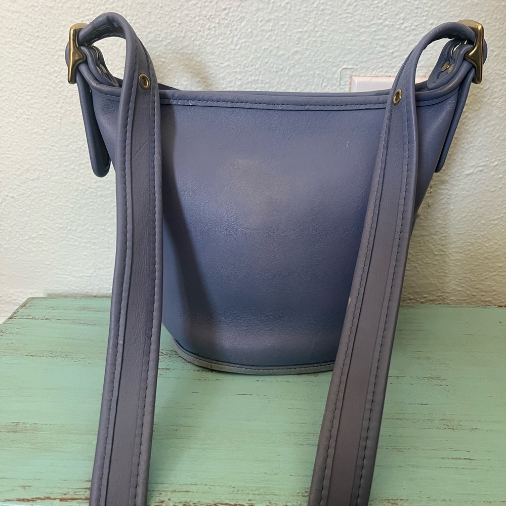 Vintage Coach Periwinkle Maggie 9019